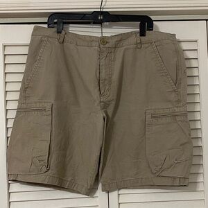Nike Men's Khaki Cargo Shorts